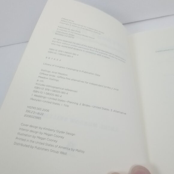 Offbeat Bride Book Alternative Wedding Guide for Indie Brides - Picture 7 of 7